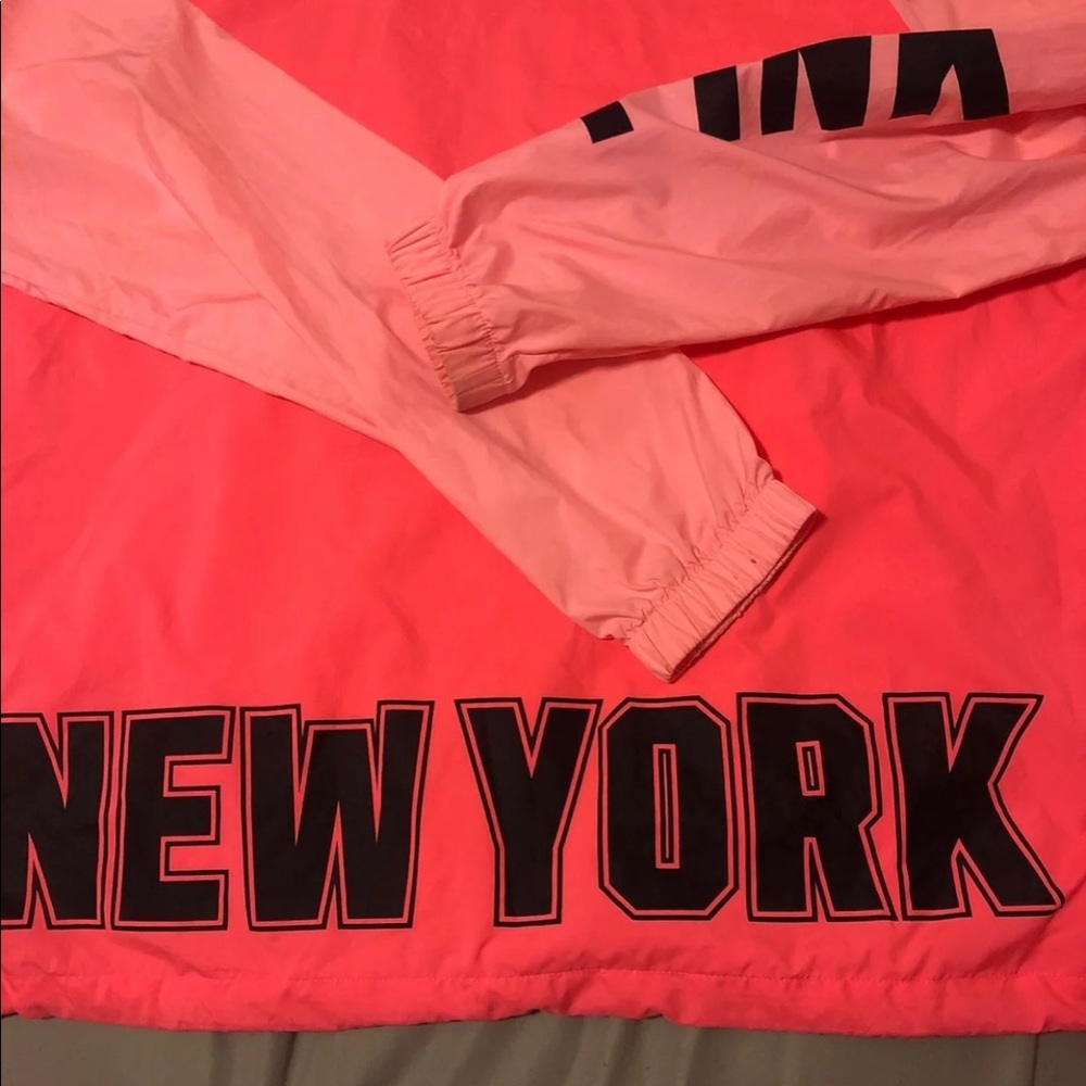 Pink rain jacket ⭐️ - Picture 4 of 4